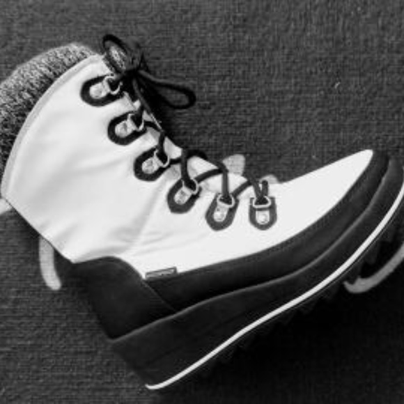 Cougar Shoes - COUGAR WOMEN'S BOOTS